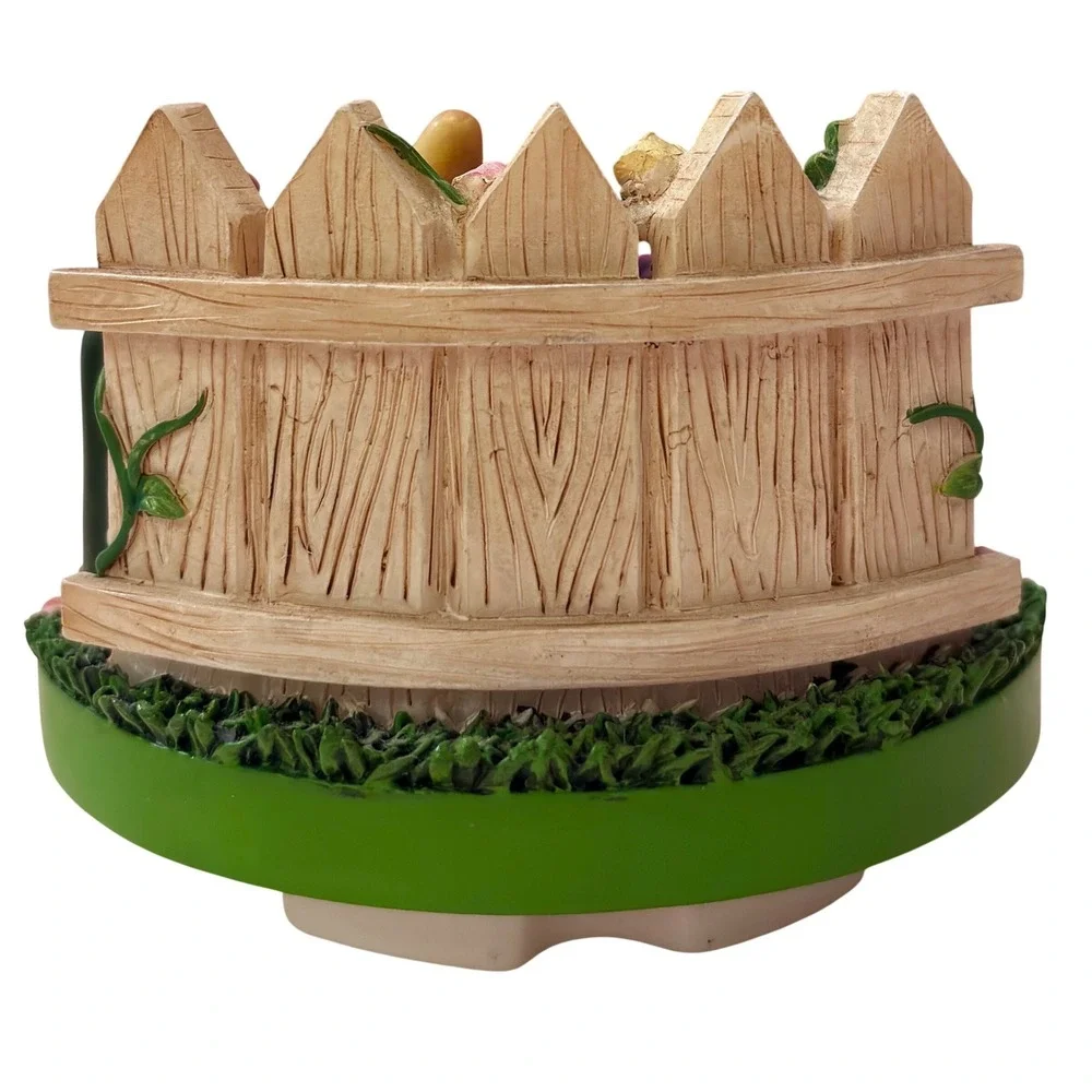 Our America Picnic‎ Candle Capper Topper Multicolor Excellent Grapes Wine Fence